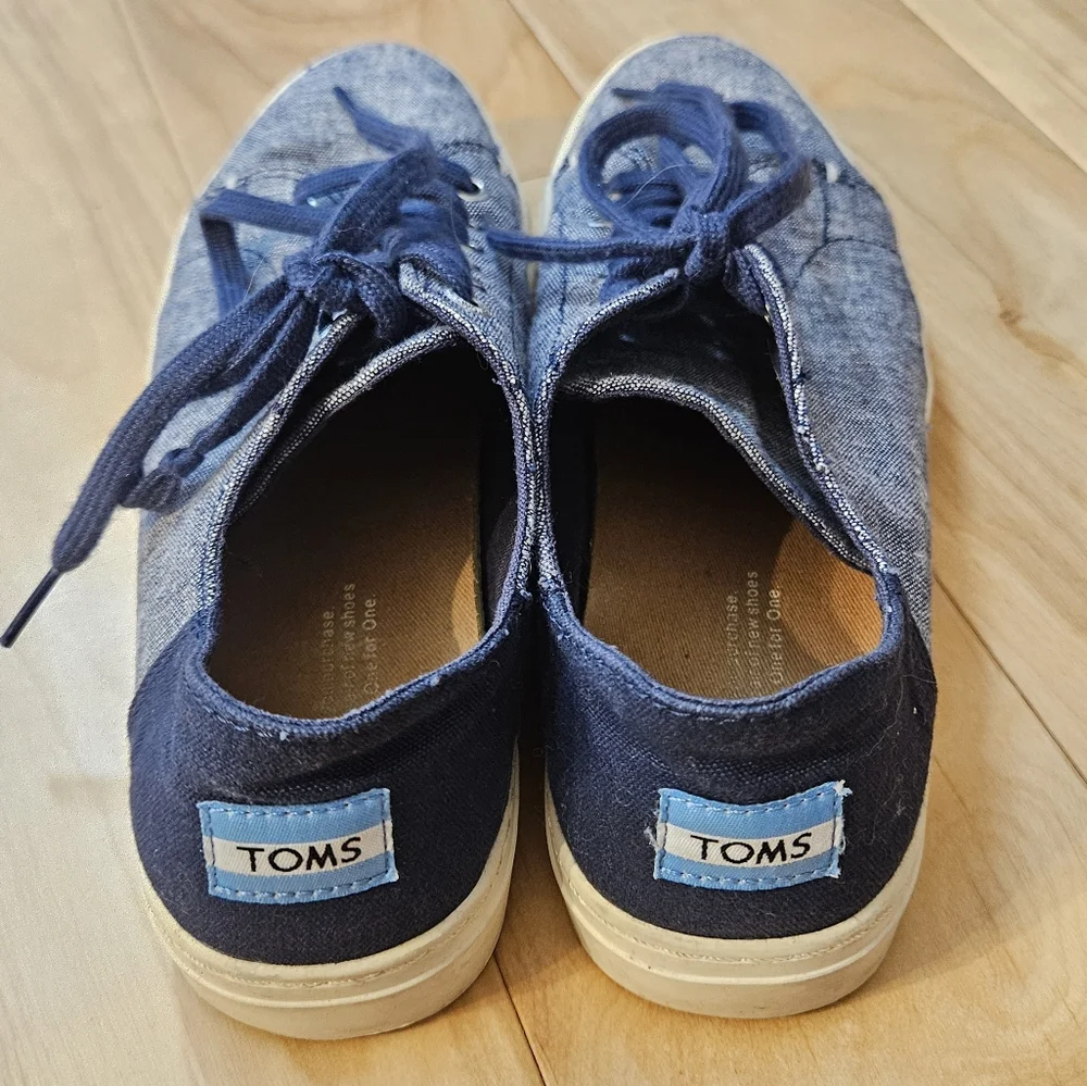 TOMS Sneakers LENOX Navy Canvas Sneakers Womens 8, EUC - Picture 1 of 7